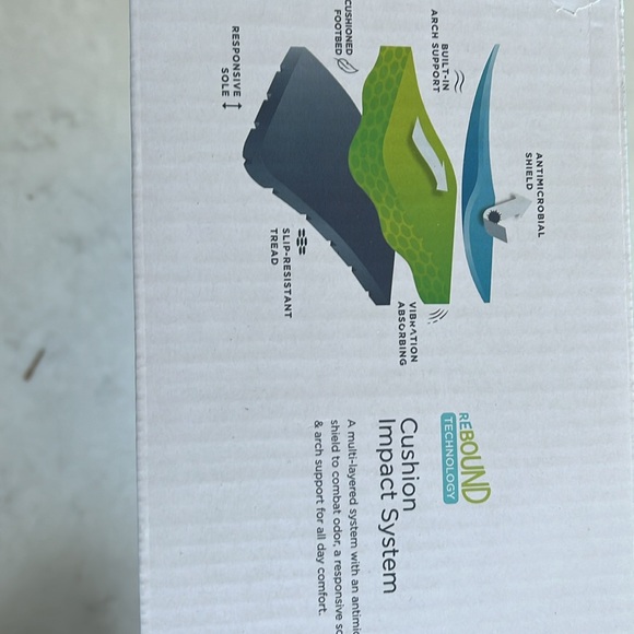 New Baretraps Nishelle Sneakers with Rebound Technology - Picture 9 of 11